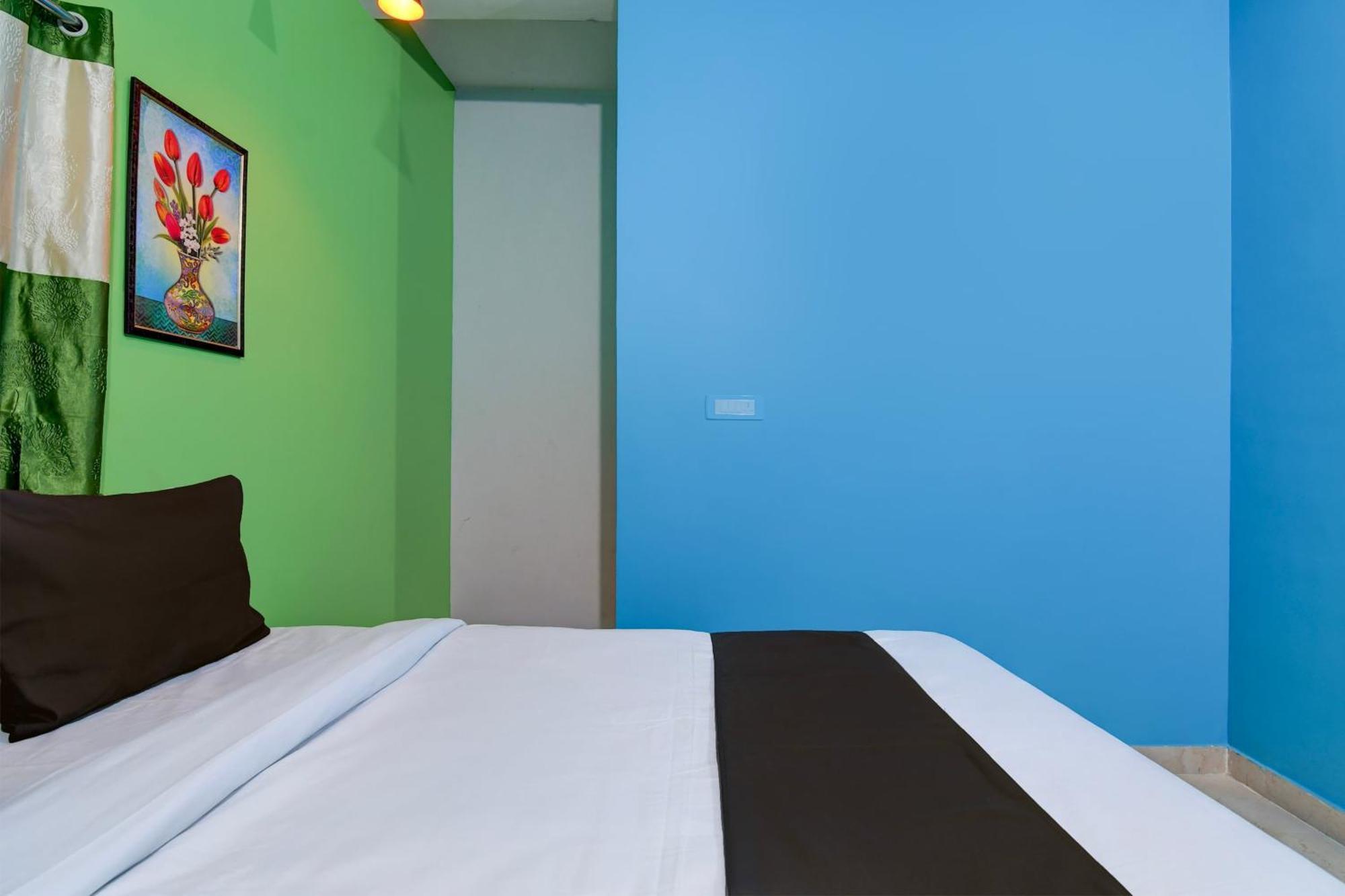 Hotel O Blue Valley Khandagiri Екстер'єр фото