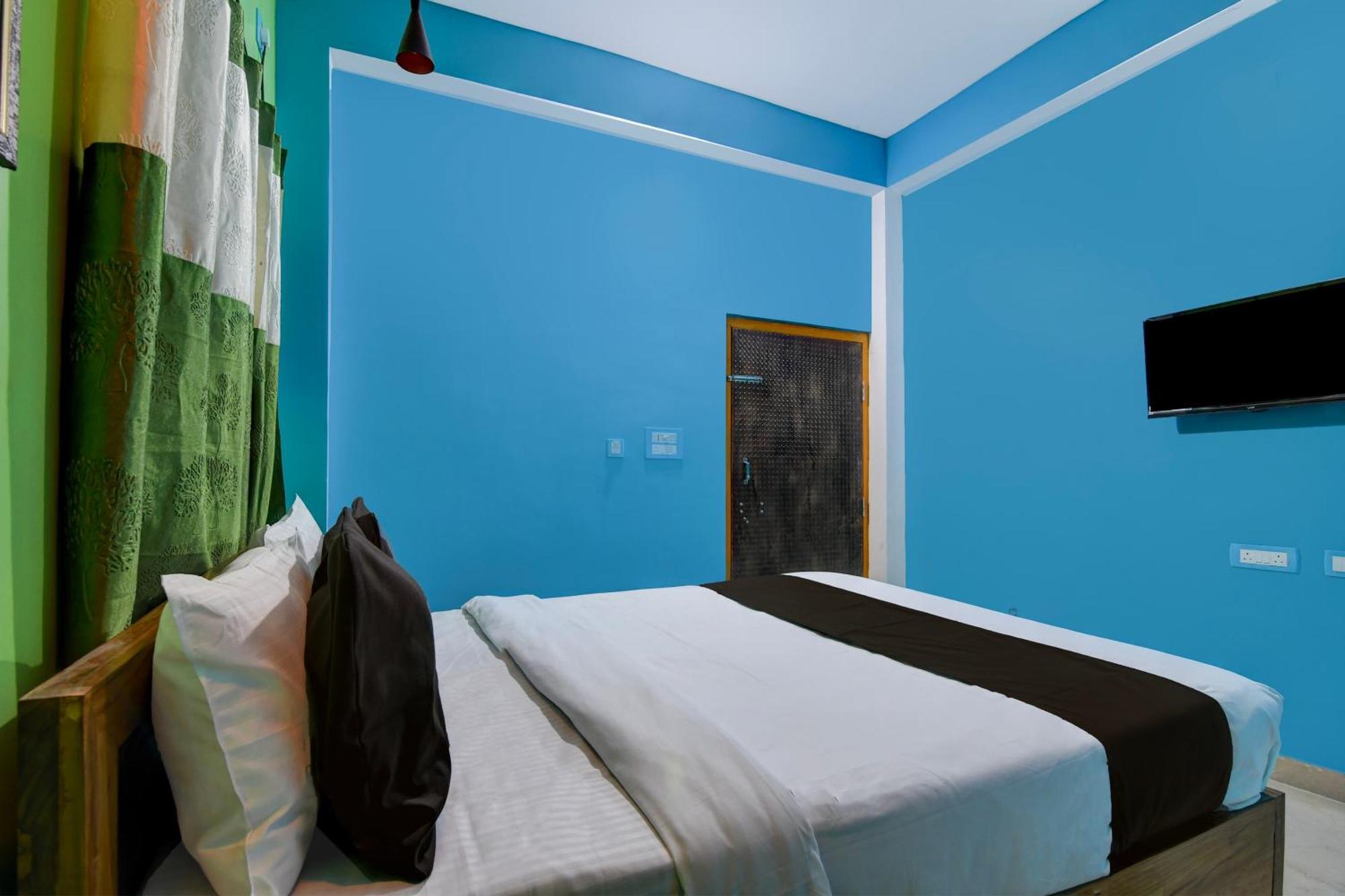 Hotel O Blue Valley Khandagiri Екстер'єр фото