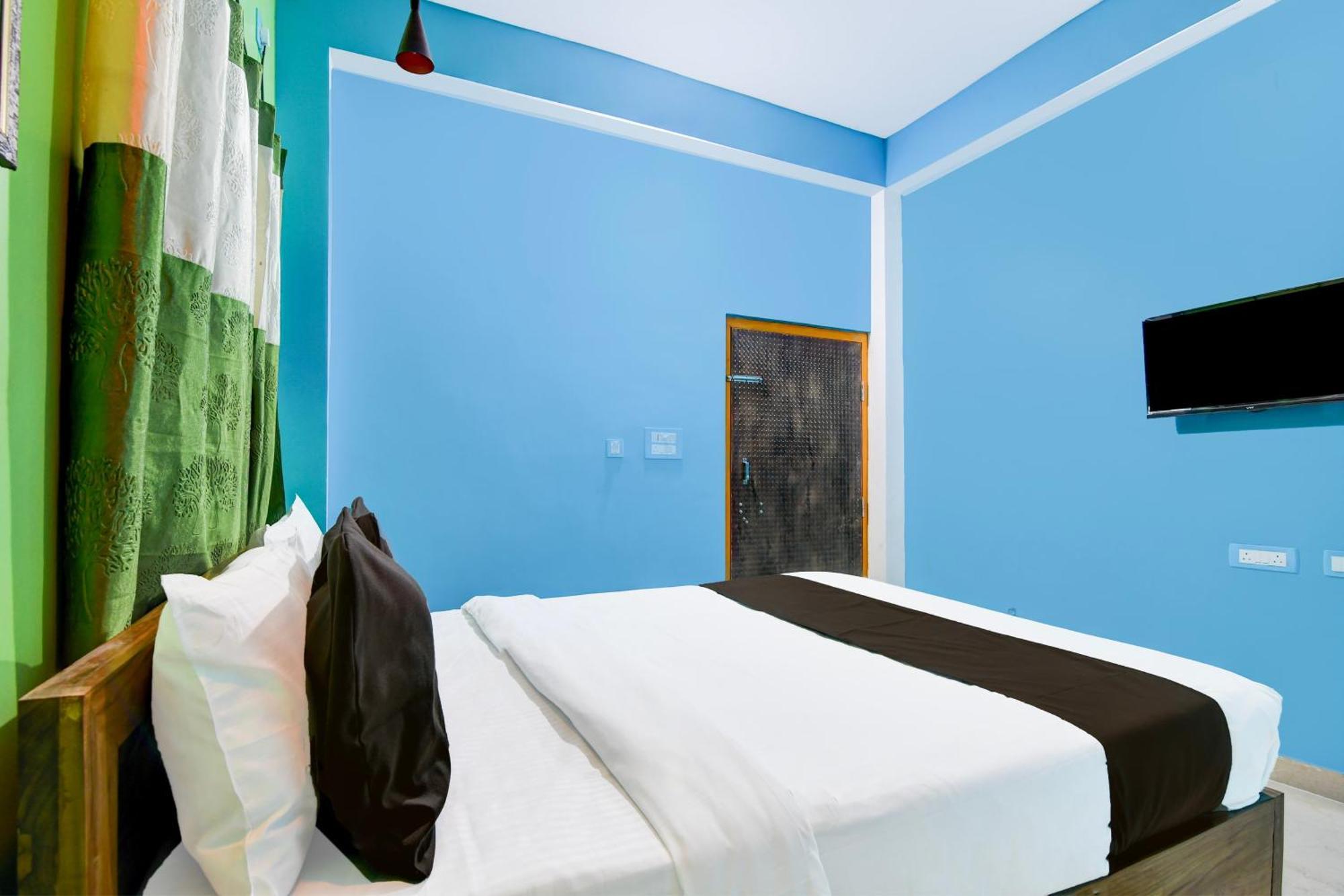 Hotel O Blue Valley Khandagiri Екстер'єр фото